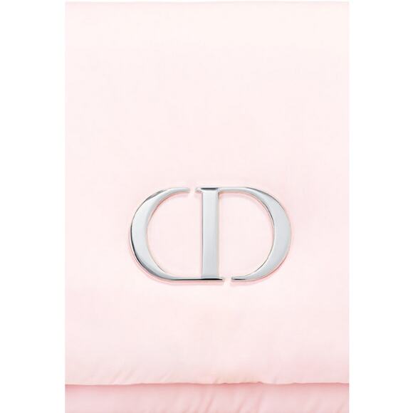 DIOR NEW Pink Clutch Cosmetic Beauty Bag with Silver "CD" Christian Dior - Picture 3 of 12